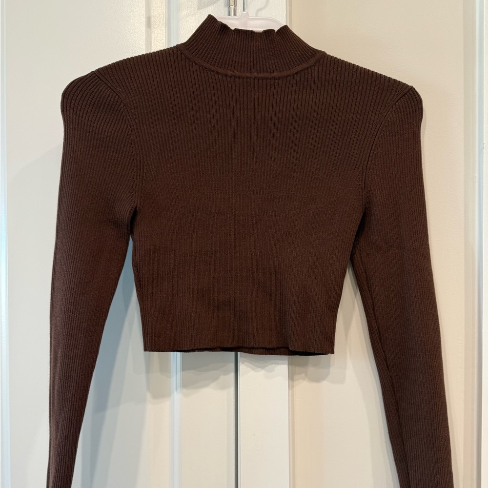 H&M Chocolate Ribbed Crop Top